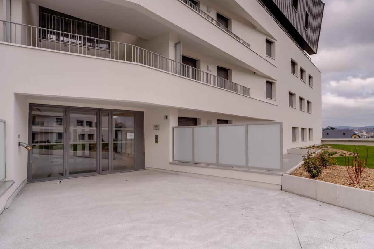 Hébergement de vacances Le 305 - T3 With Garage And Beautiful Terrace *